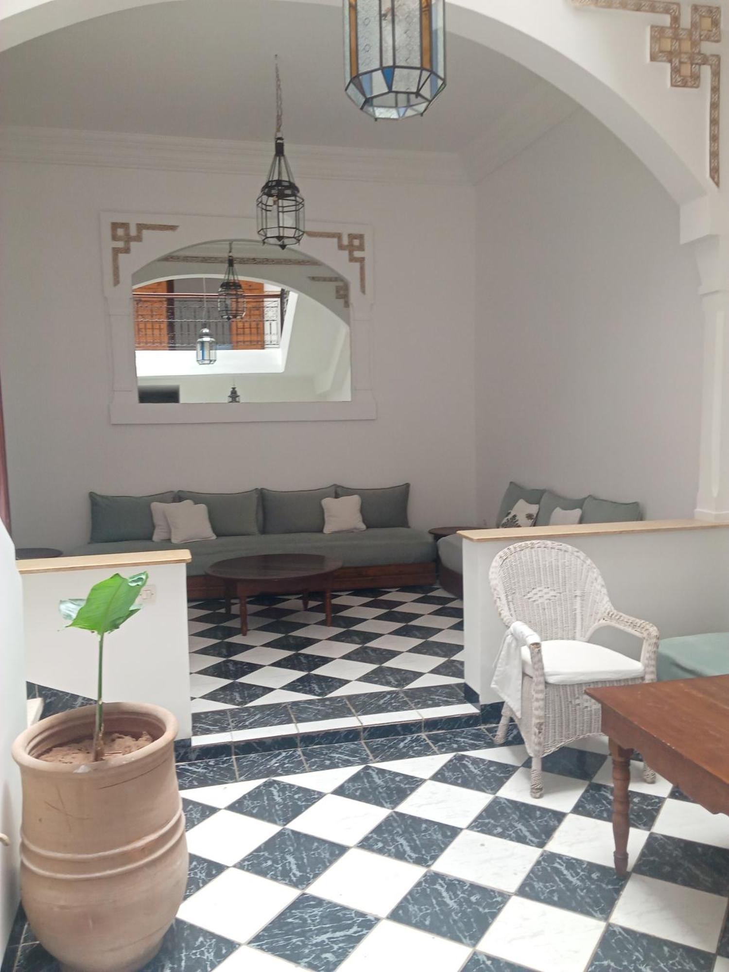 Riad Sun And Swim Marrakech มาร์ราเกช ภายนอก รูปภาพ